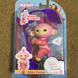 Limited Edition Fingerlings, 1 left - blanket too